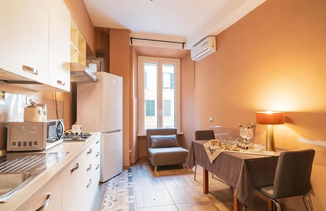 Royal Rooms - Elegante appartamento nel cuore di Roma-1